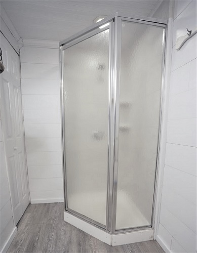 corner shower